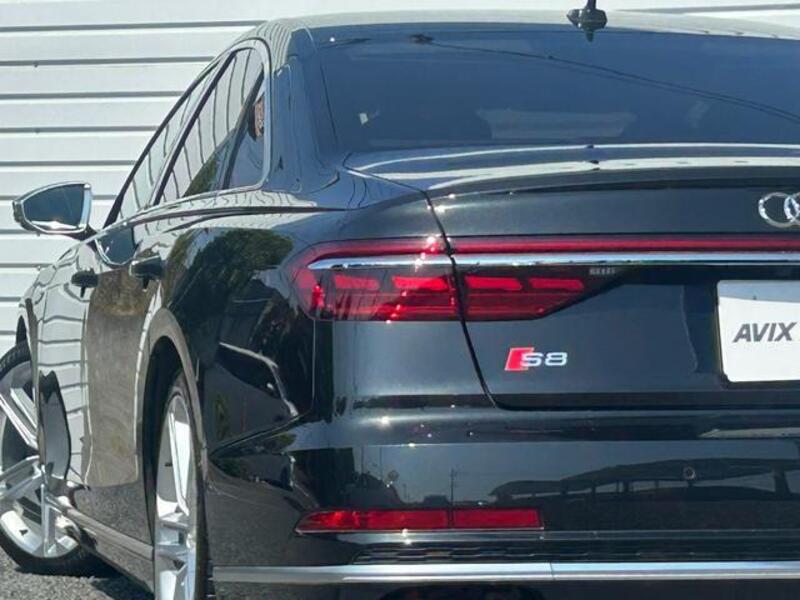 S8