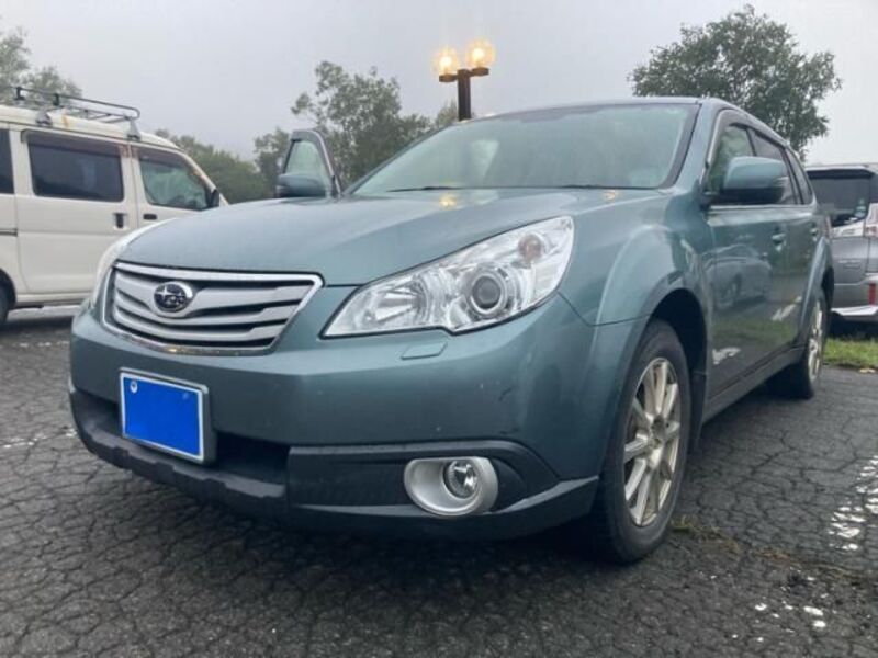 LEGACY OUTBACK-0