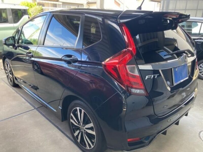 FIT HYBRID