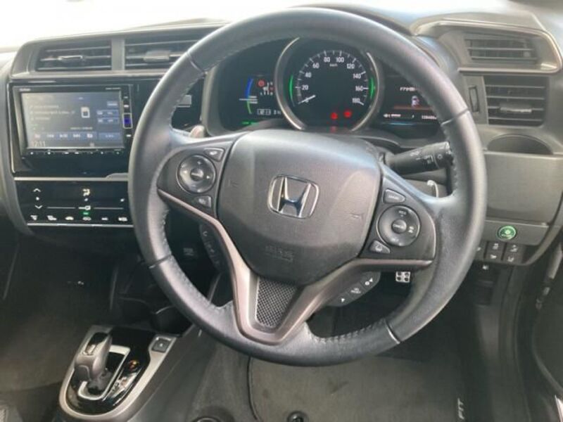 FIT HYBRID