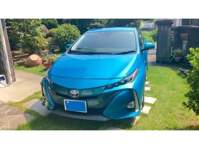 PRIUS PHV