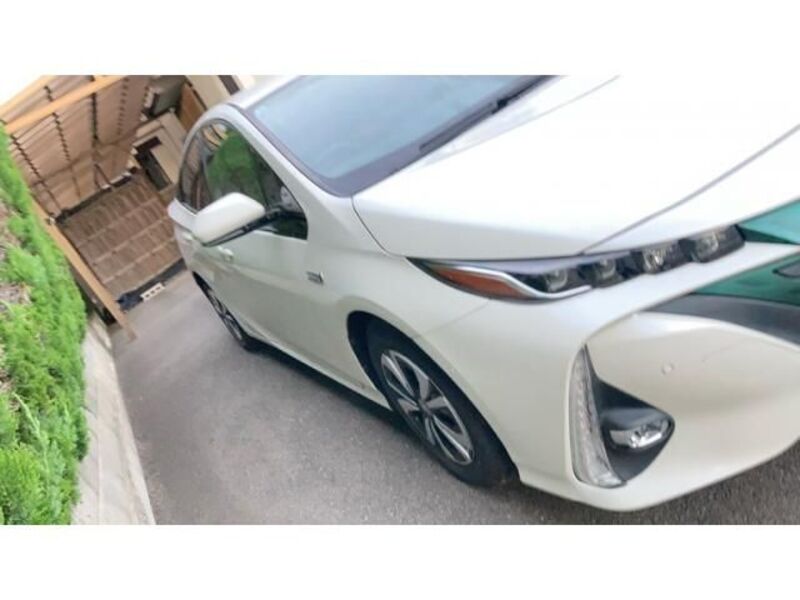 PRIUS PHV