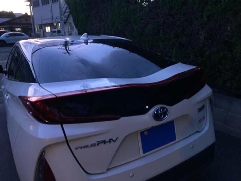 PRIUS PHV