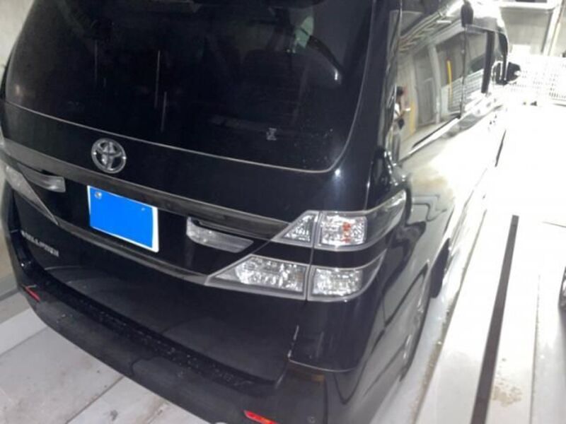 VELLFIRE