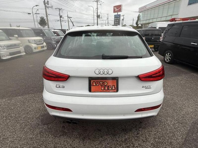 Q3