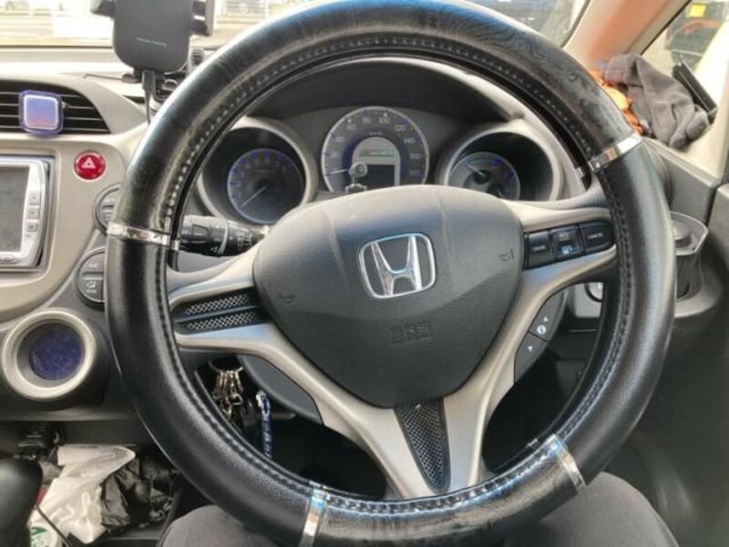 FIT HYBRID