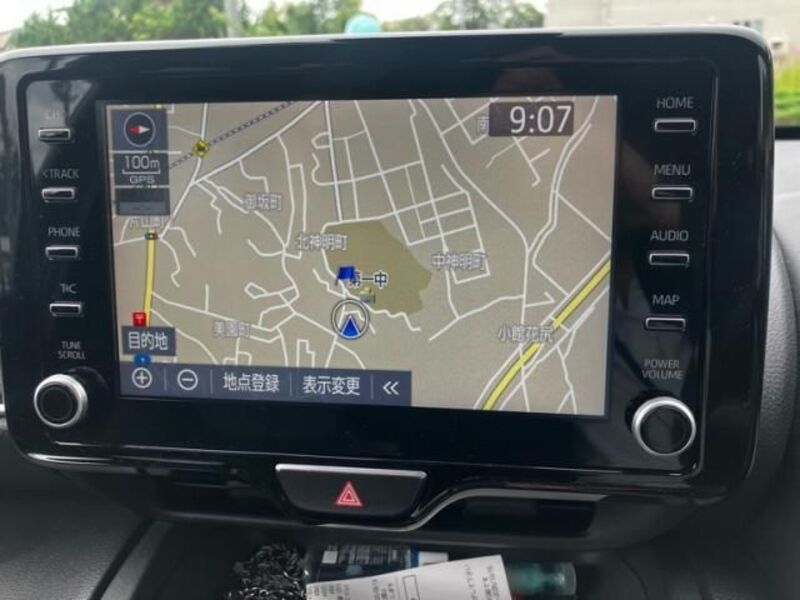 YARIS CROSS