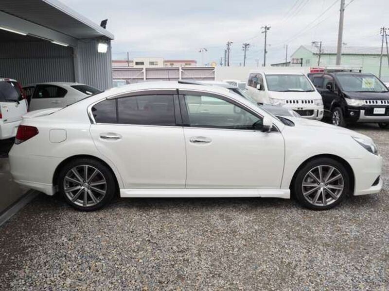 LEGACY B4