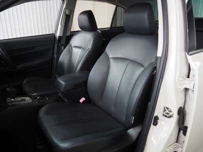 LEGACY B4