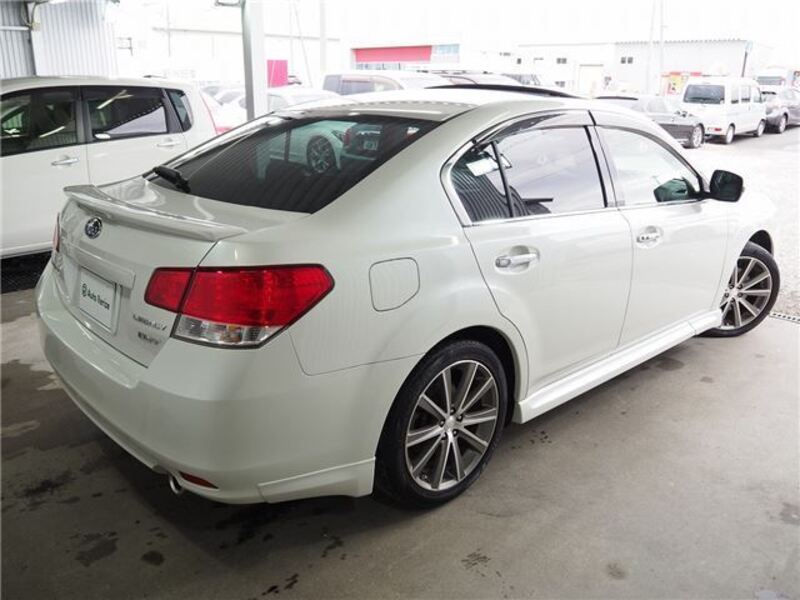 LEGACY B4