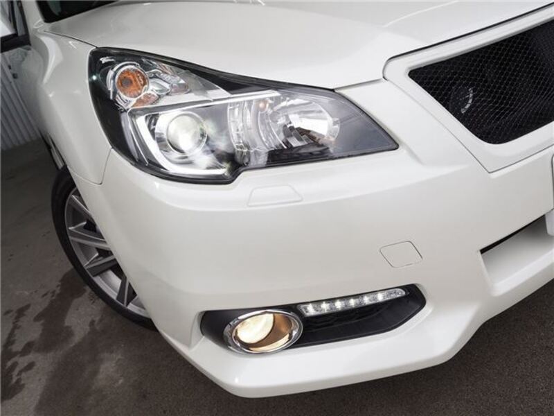 LEGACY B4