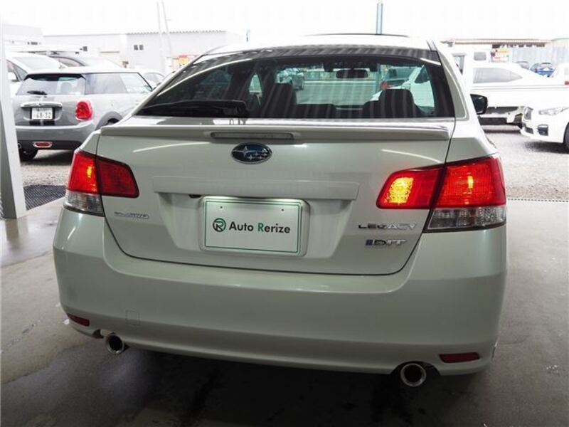 LEGACY B4