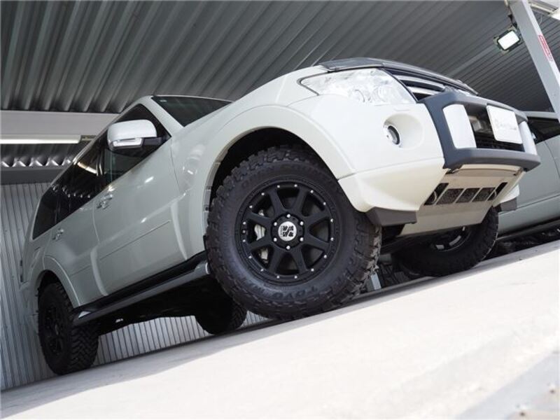 PAJERO