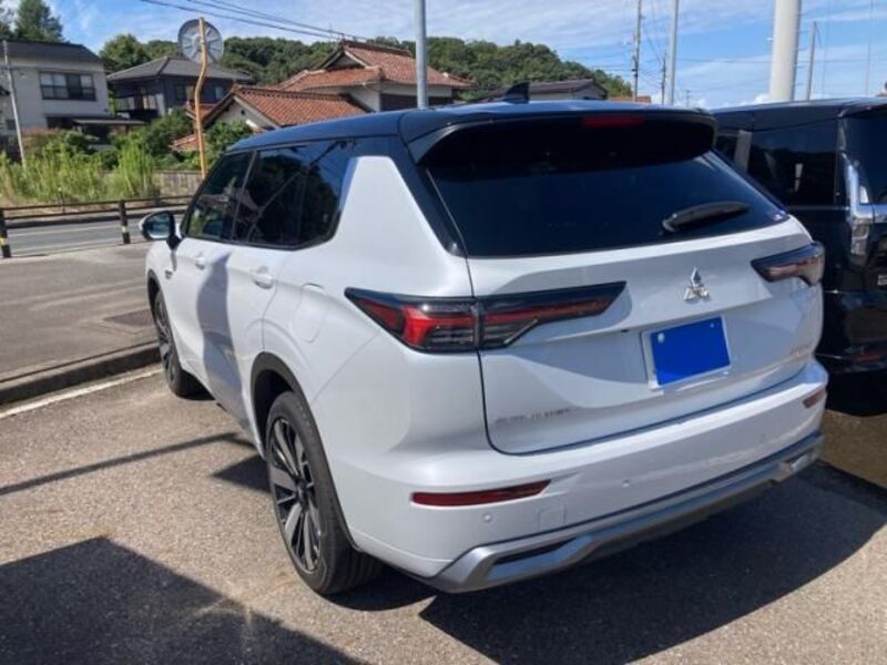 OUTLANDER PHEV
