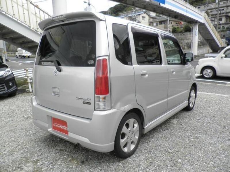 WAGON R