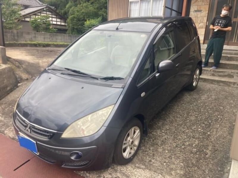 MITSUBISHI COLT