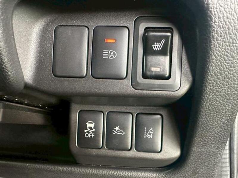 EK CUSTOM