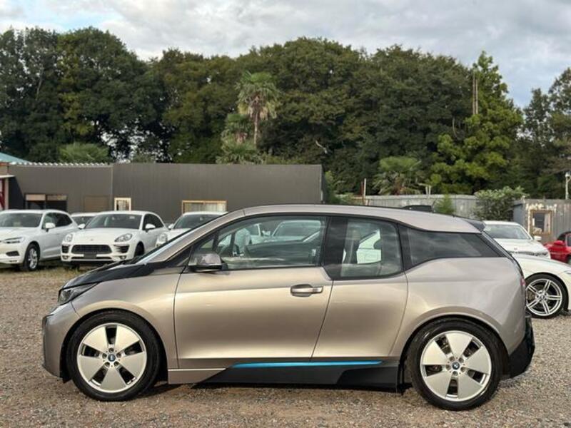 i3