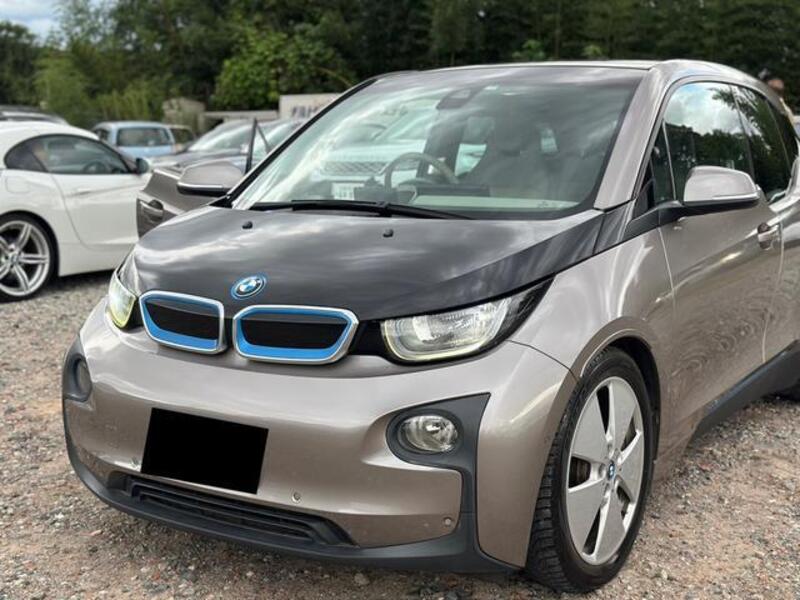 i3