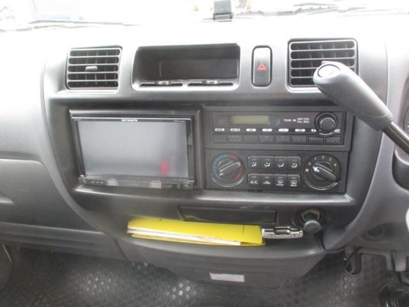 BONGO VAN