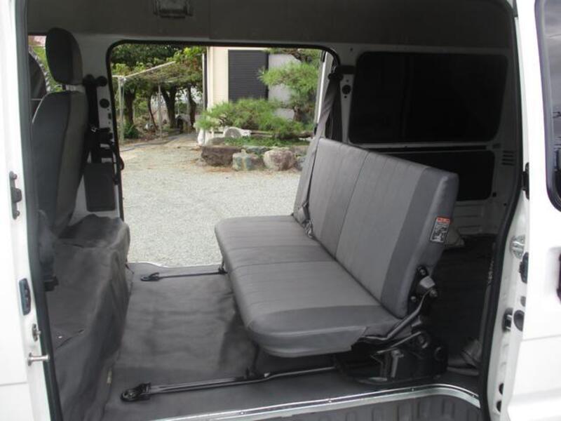 BONGO VAN