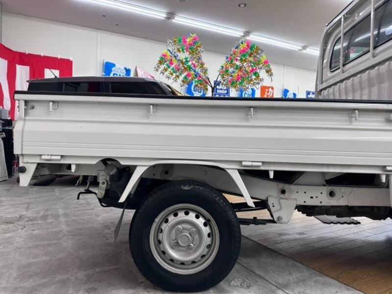 MINICAB TRUCK