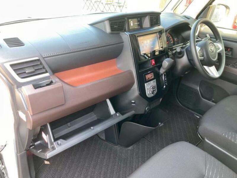 ROOMY