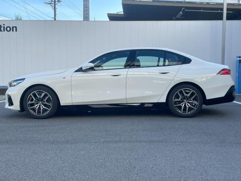 5 SERIES