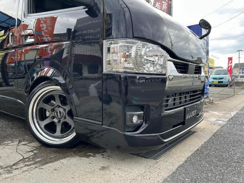 HIACE VAN