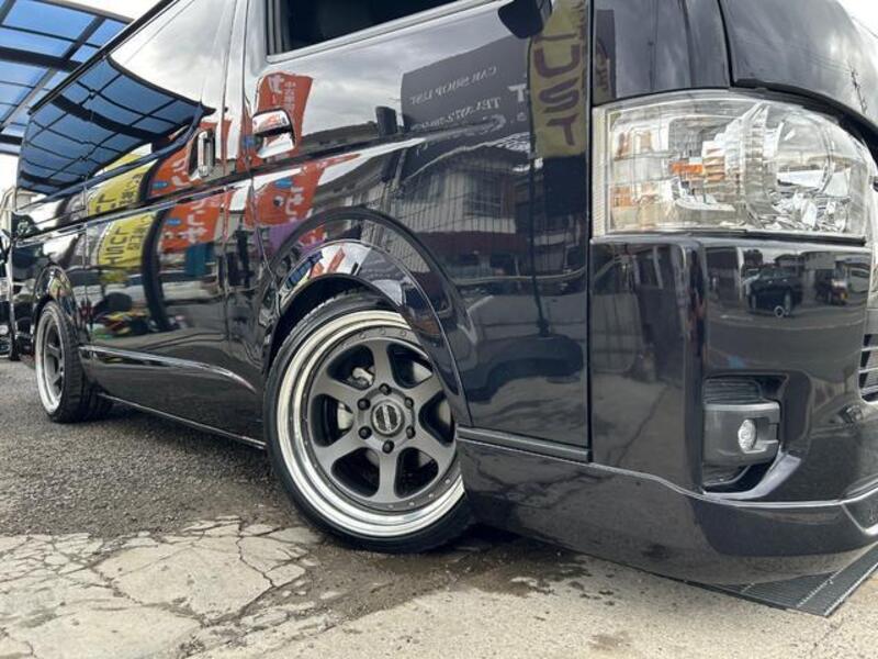 HIACE VAN