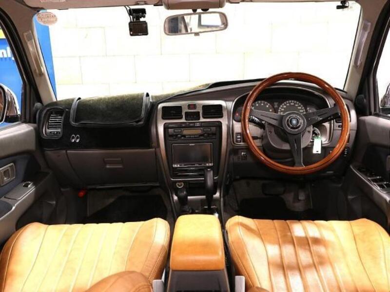 HILUX SURF