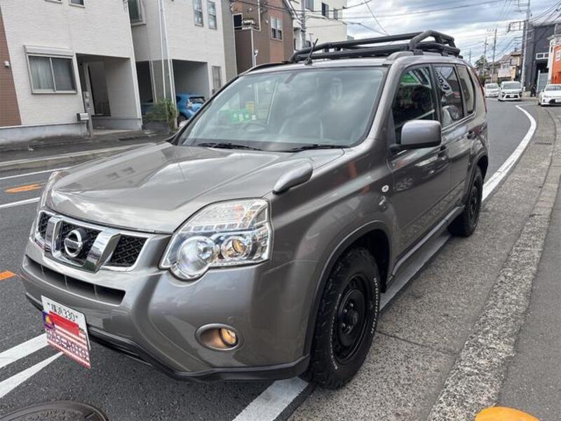 X-TRAIL