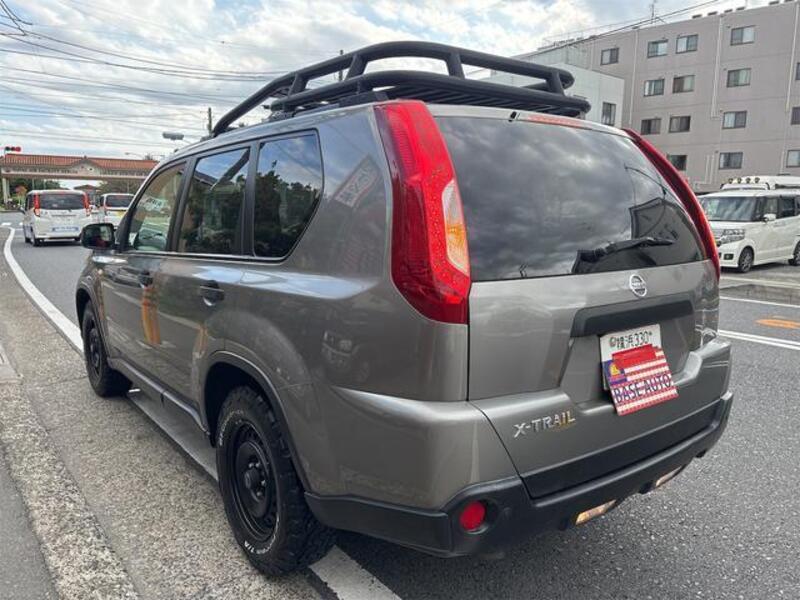 X-TRAIL