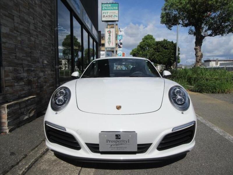 911
