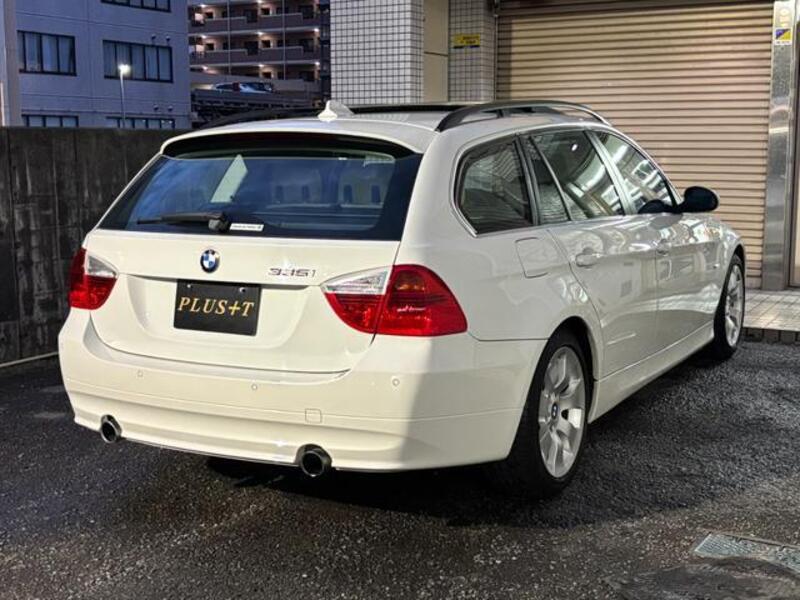 3 SERIES