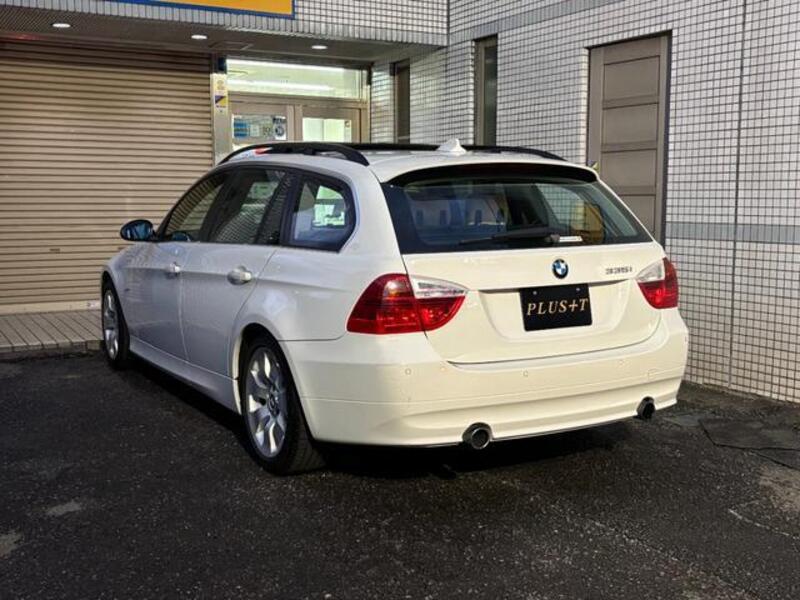 3 SERIES