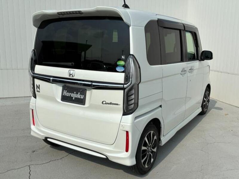 N BOX CUSTOM