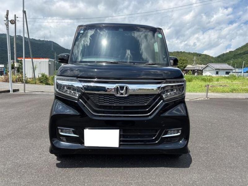 N BOX CUSTOM