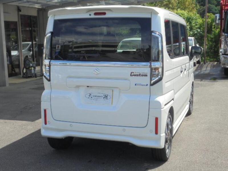 SPACIA CUSTOM