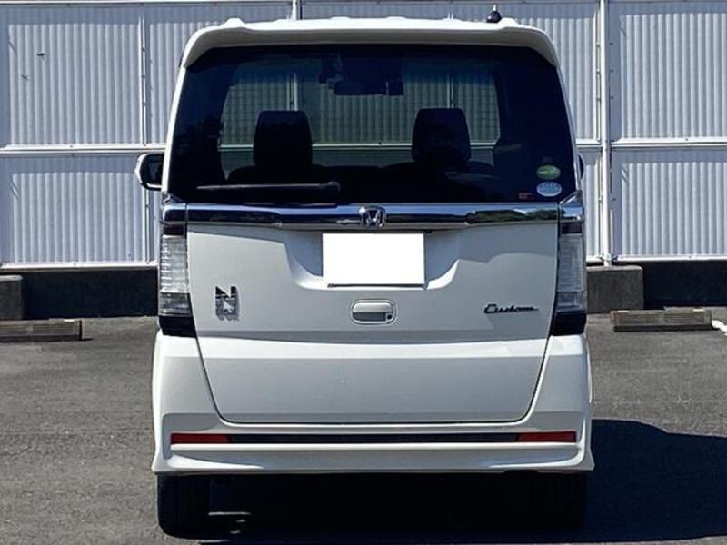 N BOX CUSTOM