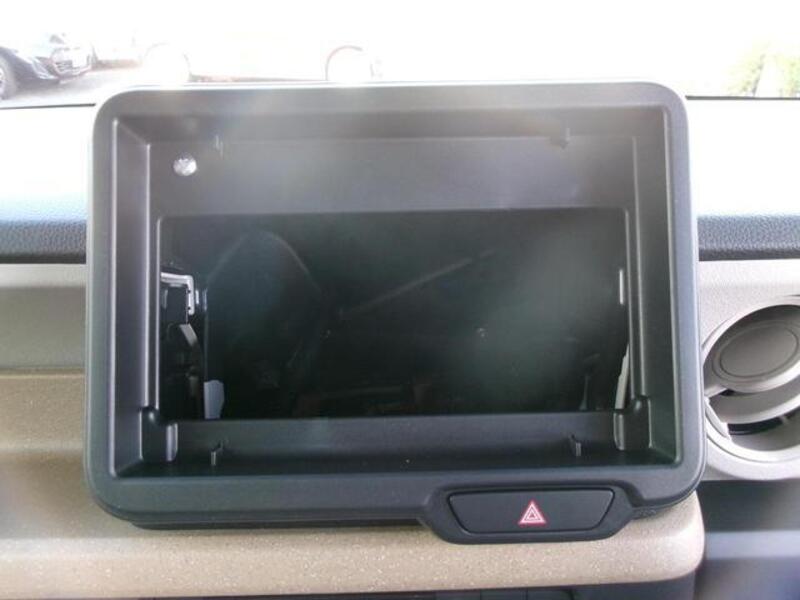 N BOX