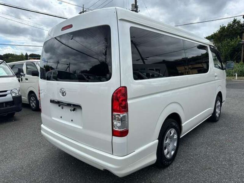 HIACE