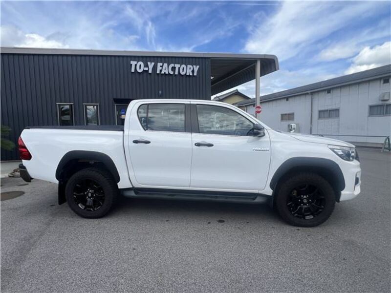 HILUX