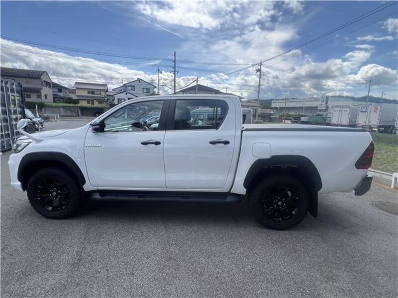 HILUX