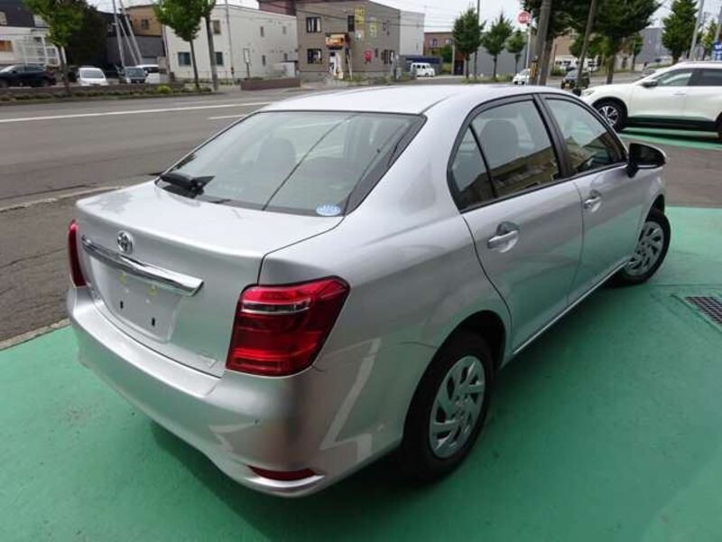 COROLLA AXIO