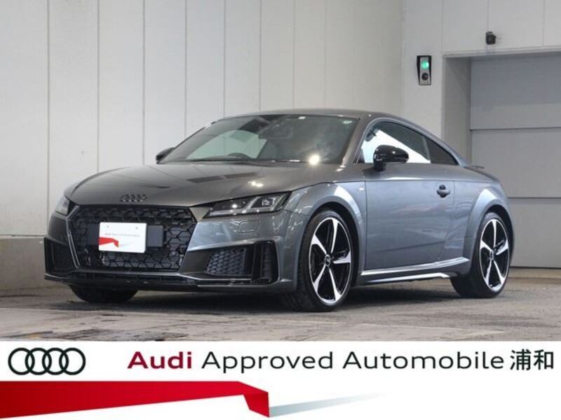 AUDI TT