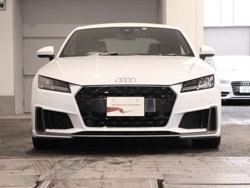 TT