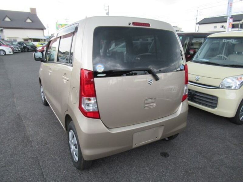 WAGON R