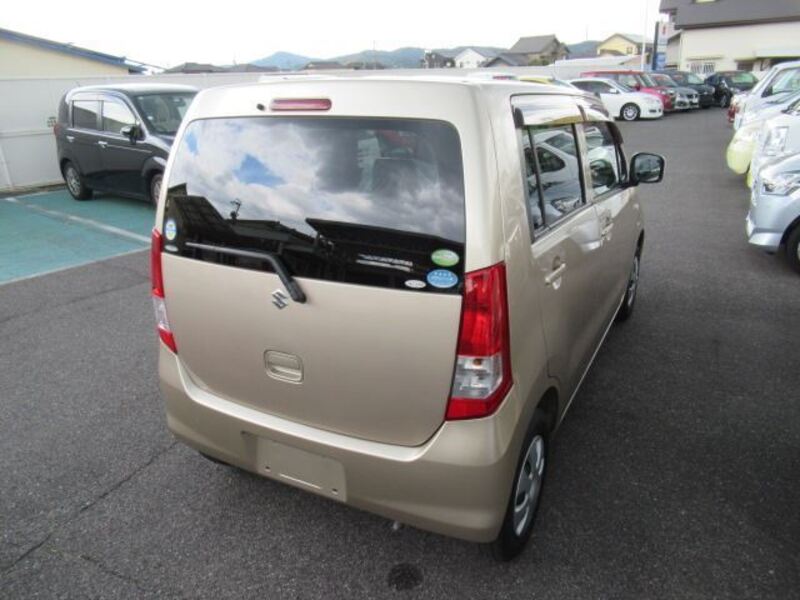 WAGON R