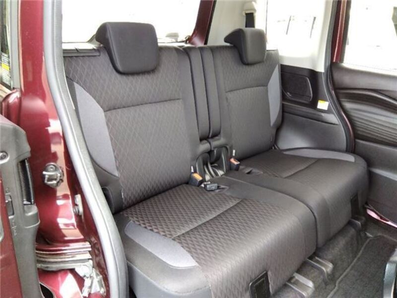 DELICA D2